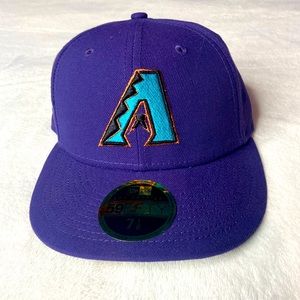 Arizona Diamondbacks fitted (Size 7 1/8)